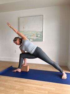 Side Angle Pose (Utthita Parsvakonasana): Yoga for Insomnia